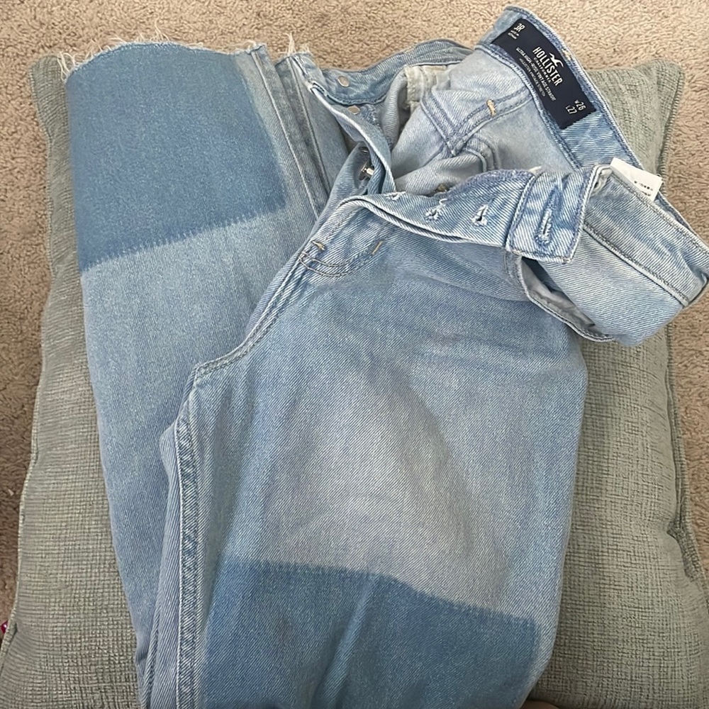 Hollister Ultra High Rise Vintage Straight leg jeans